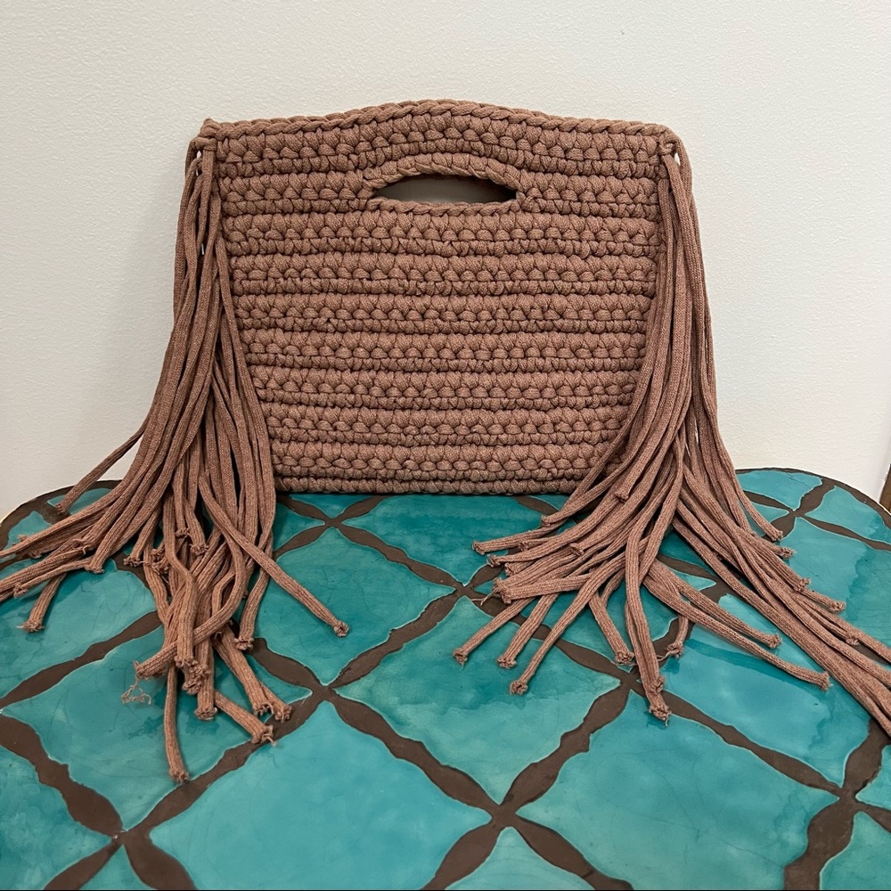 Binge Knitted Clutch - Frida - Picture 2 of 10